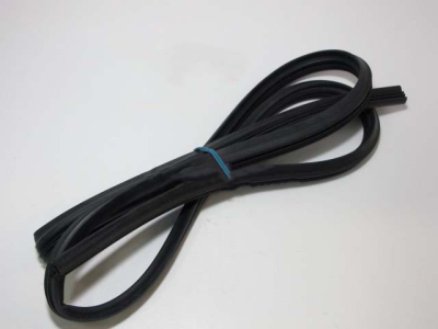 УПЛОТНИТЕЛЬ ДВЕРИ